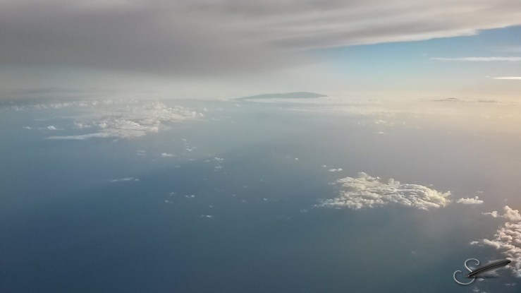 OverHawaiianIslands022015_b